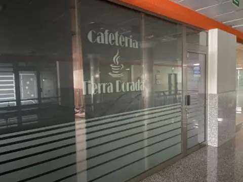 Local comercial en Avenida de las Canarias, 264
